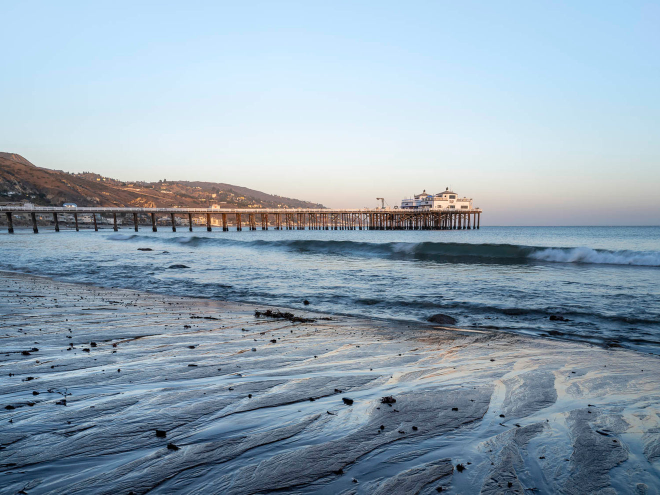 Malibu – Pacific Coast Gallery + Home