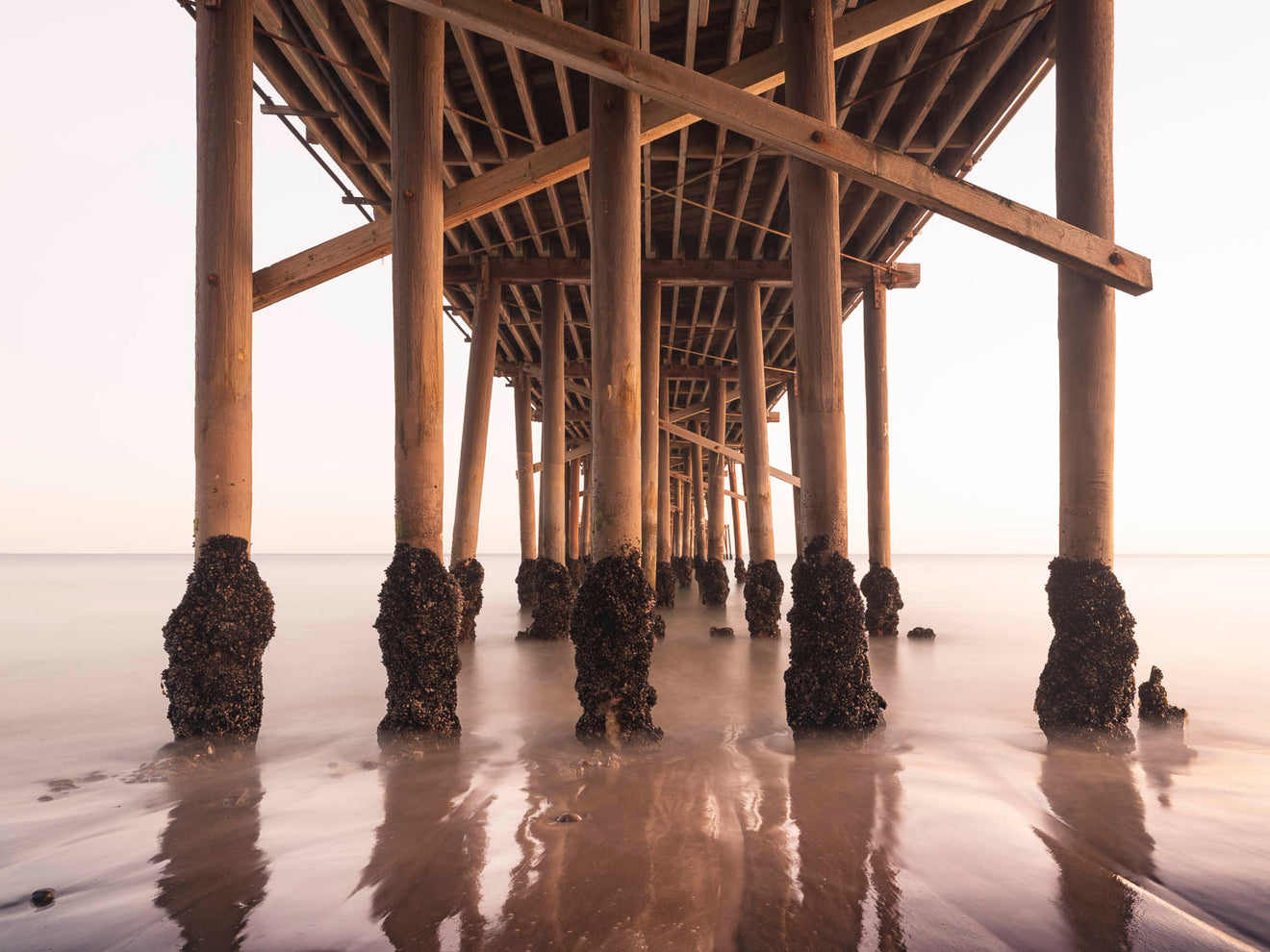 Malibu – Pacific Coast Gallery + Home